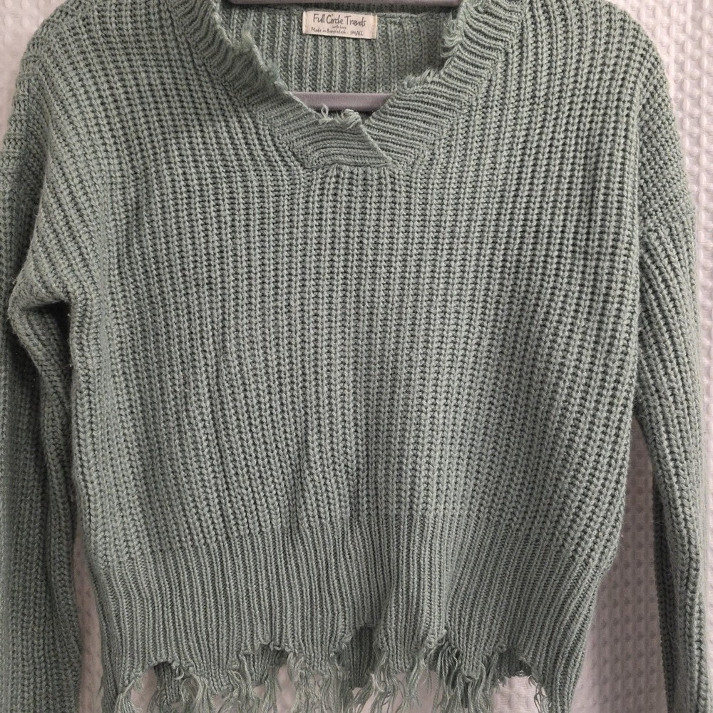 Full Circle Threads Teal V-Neck Distressed Sweater Women's Size Small‎ EXCELLENT